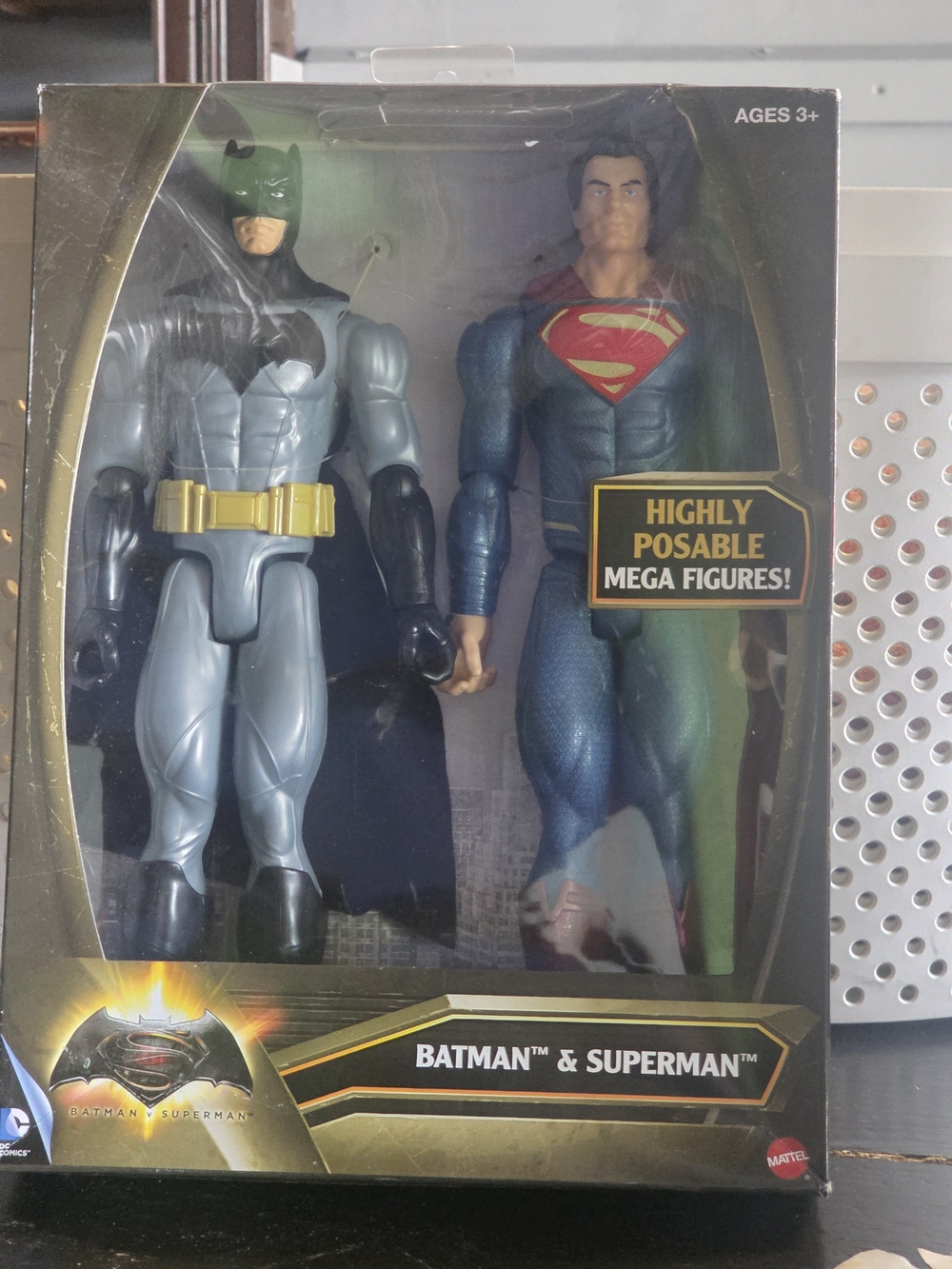 HIGHLY POSABLE 12" MEGA FIGURES Batman & Superman Action Figure 2-Pack 2001